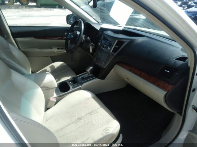 Photo 4 VIN: 4S4BRCJC3A3318537 - SUBARU OUTBACK 