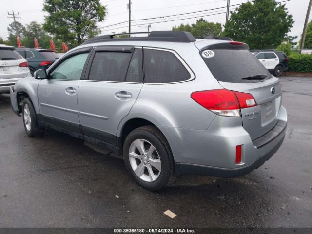 Photo 2 VIN: 4S4BRCJC3D3209029 - SUBARU OUTBACK 