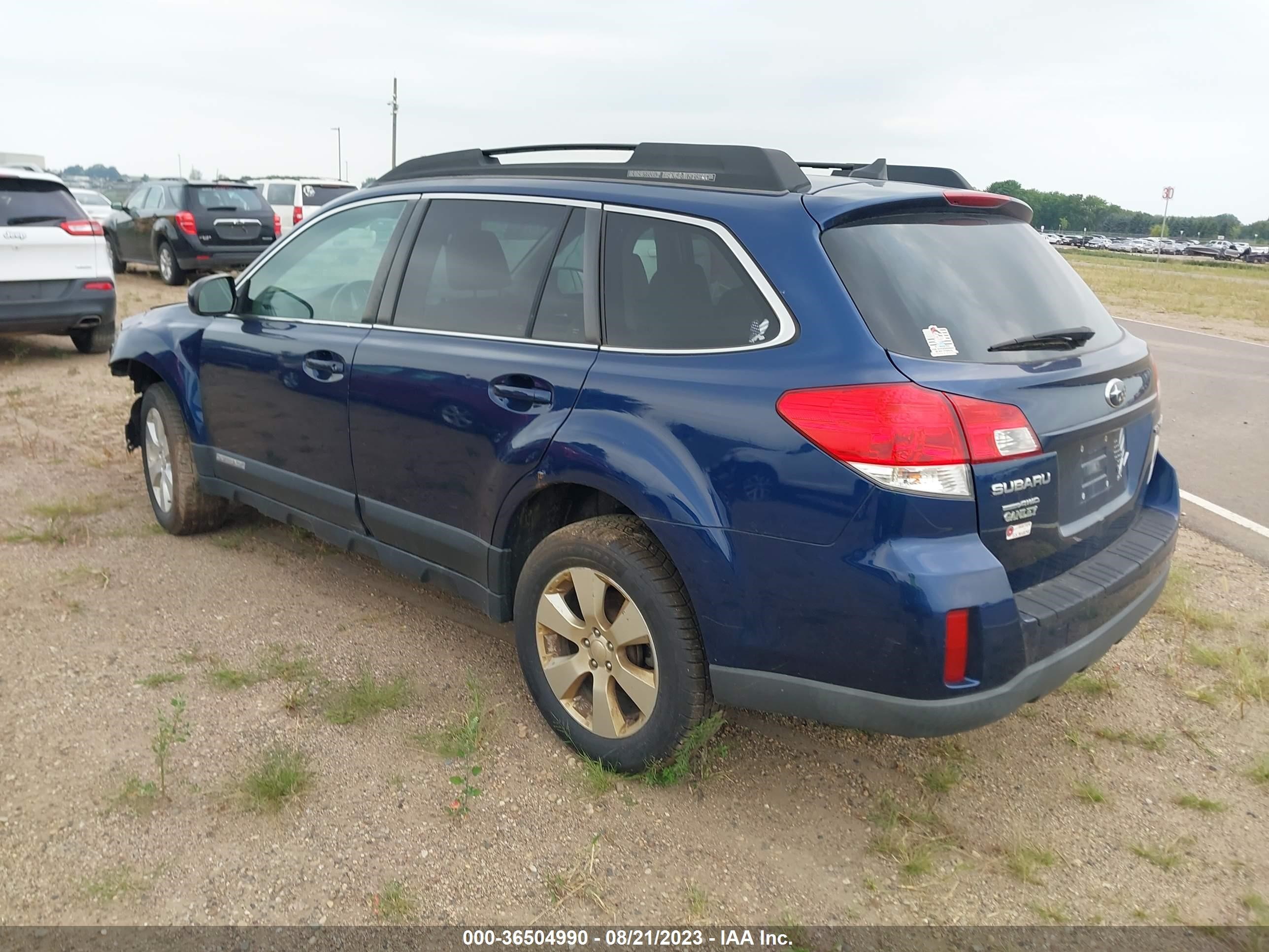 Photo 2 VIN: 4S4BRCJCXB3377151 - SUBARU OUTBACK 