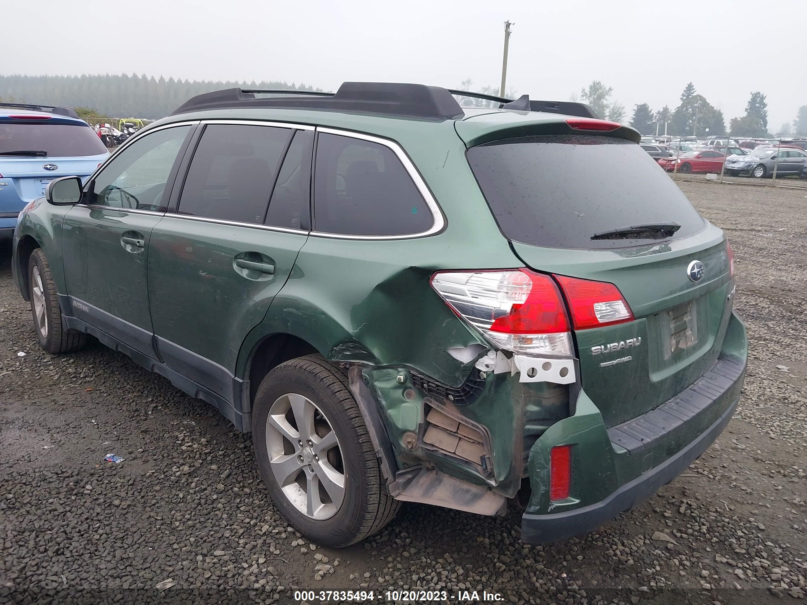 Photo 2 VIN: 4S4BRCKC0D3284642 - SUBARU OUTBACK 