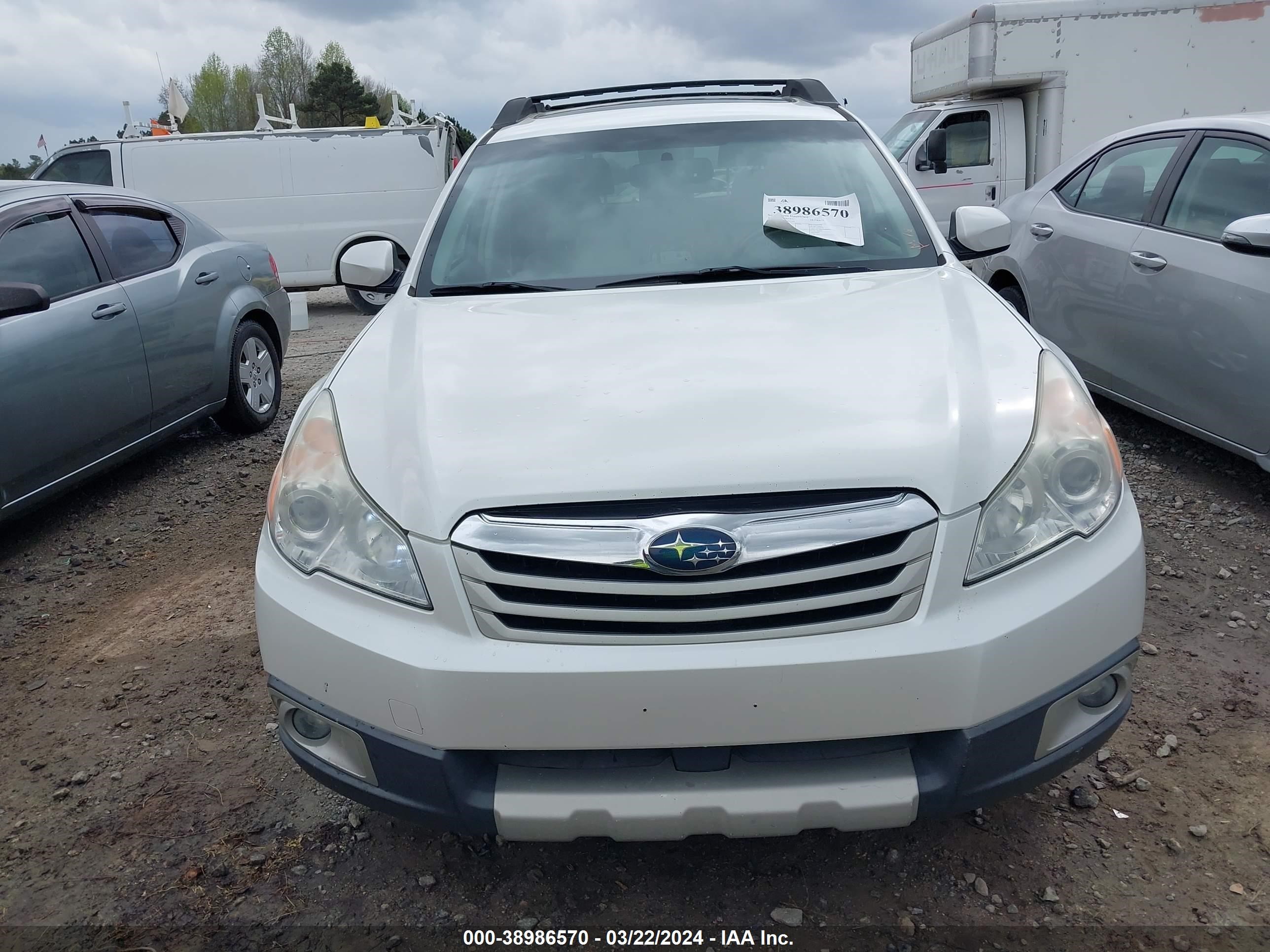 Photo 12 VIN: 4S4BRCKC1B3347342 - SUBARU OUTBACK 