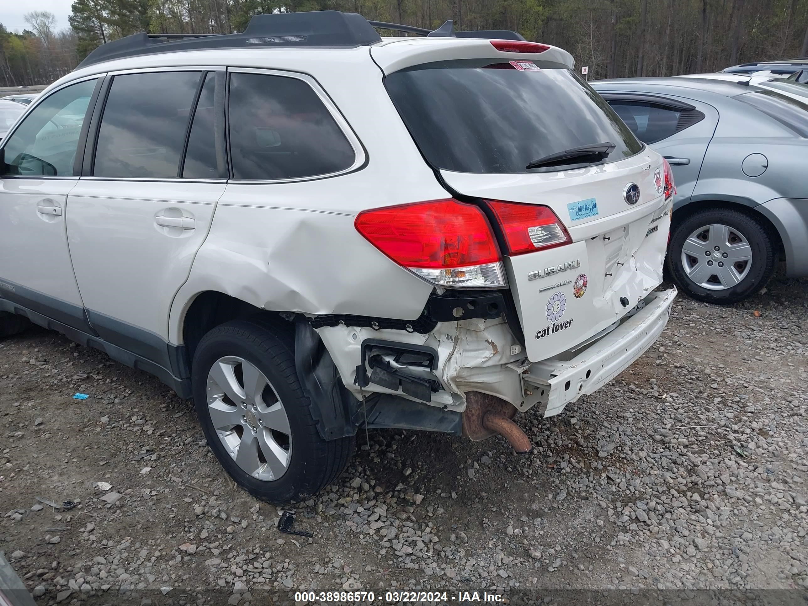 Photo 17 VIN: 4S4BRCKC1B3347342 - SUBARU OUTBACK 