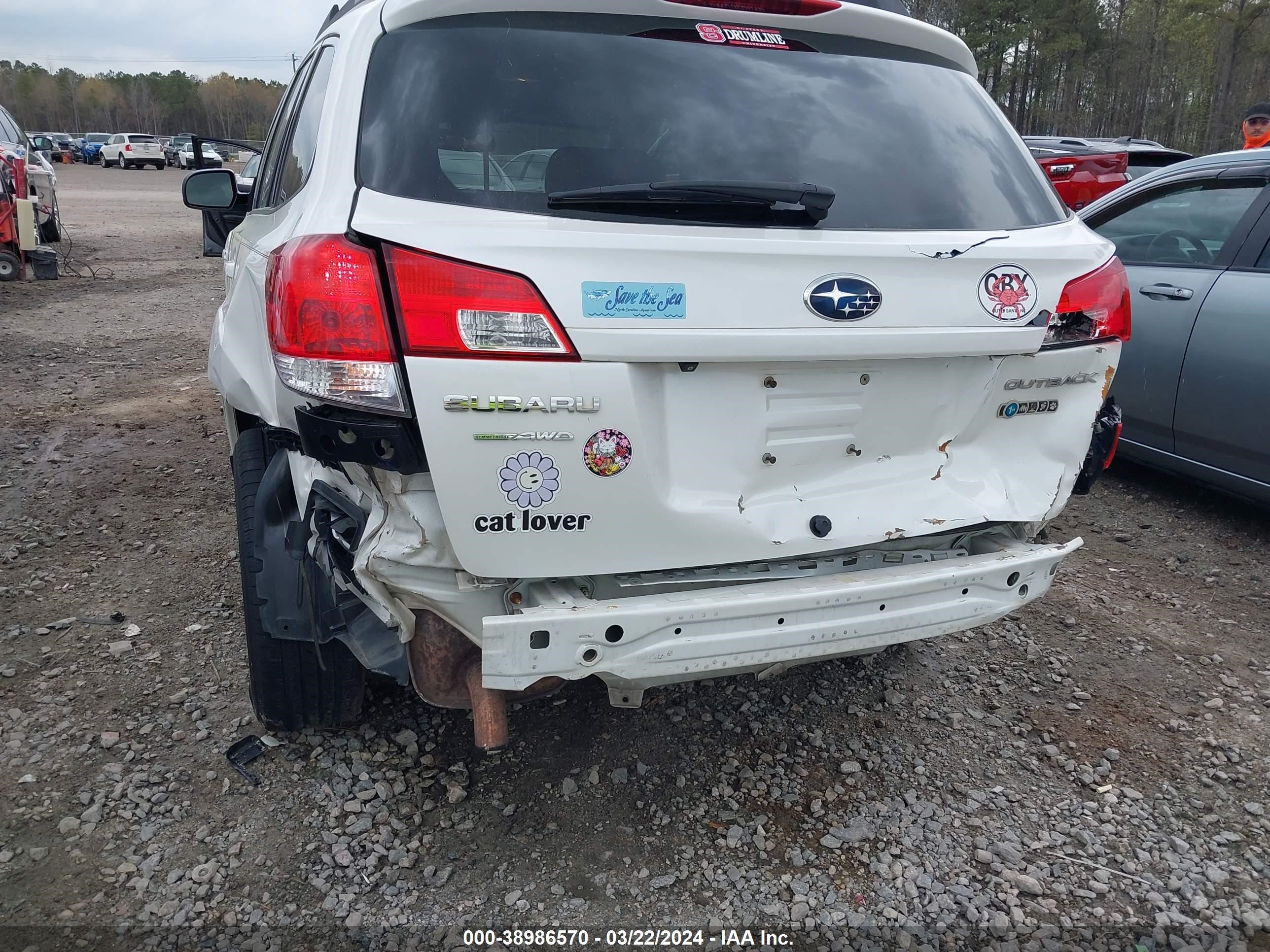 Photo 5 VIN: 4S4BRCKC1B3347342 - SUBARU OUTBACK 