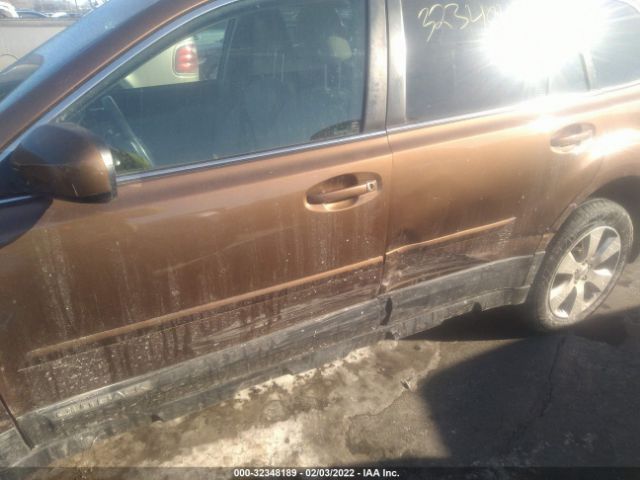 Photo 5 VIN: 4S4BRCKC1B3446324 - SUBARU OUTBACK 