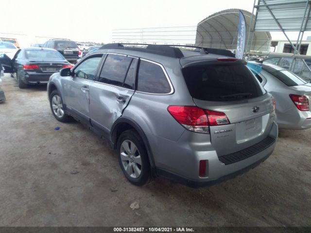 Photo 2 VIN: 4S4BRCKC1C3225677 - SUBARU OUTBACK 