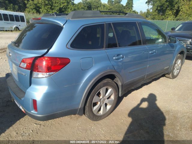 Photo 3 VIN: 4S4BRCKC3B3403538 - SUBARU OUTBACK 