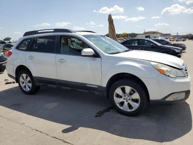 Photo 3 VIN: 4S4BRCKC3B3433445 - SUBARU OUTBACK 