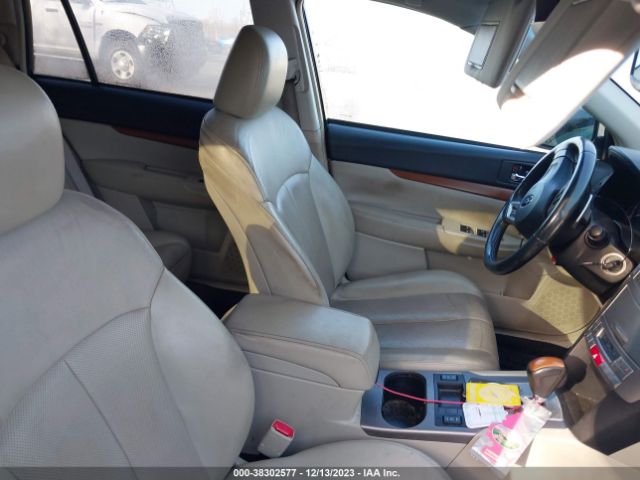 Photo 4 VIN: 4S4BRCKC3D3216187 - SUBARU OUTBACK 