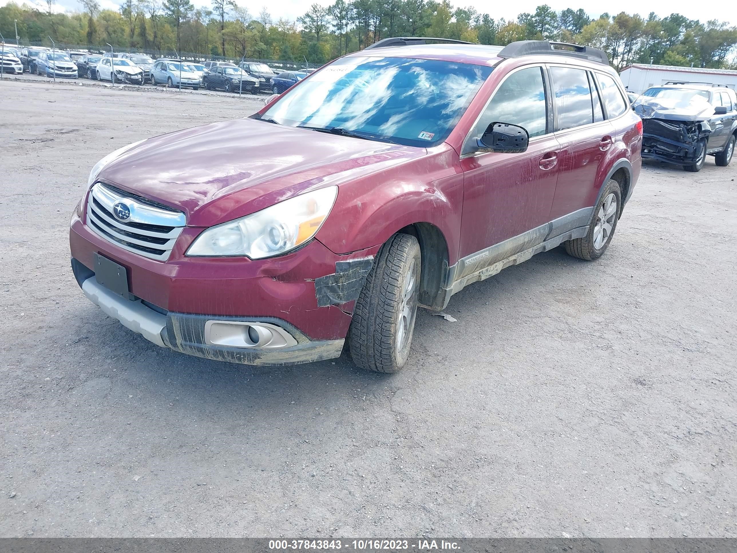 Photo 1 VIN: 4S4BRCKC4C3255983 - SUBARU OUTBACK 