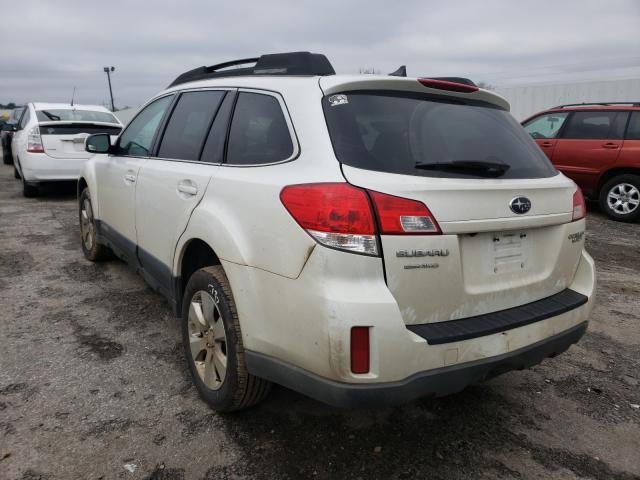 Photo 2 VIN: 4S4BRCKC6B3386802 - SUBARU OUTBACK 