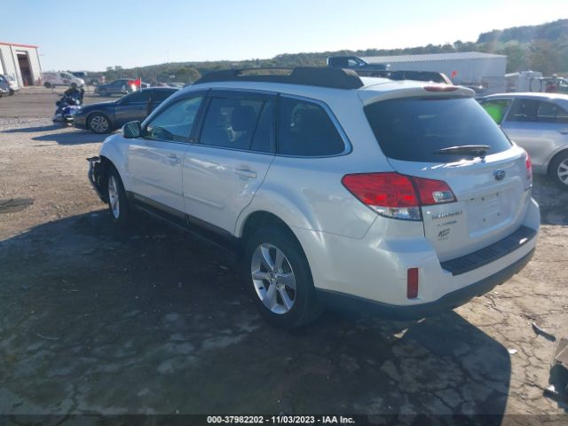 Photo 2 VIN: 4S4BRCKC6D3281311 - SUBARU OUTBACK 