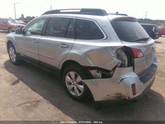 Photo 2 VIN: 4S4BRCKC8C3258160 - SUBARU OUTBACK 