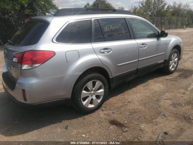 Photo 3 VIN: 4S4BRCKC8C3258160 - SUBARU OUTBACK 