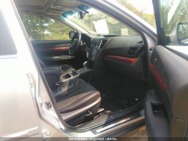 Photo 4 VIN: 4S4BRCKC8C3258160 - SUBARU OUTBACK 