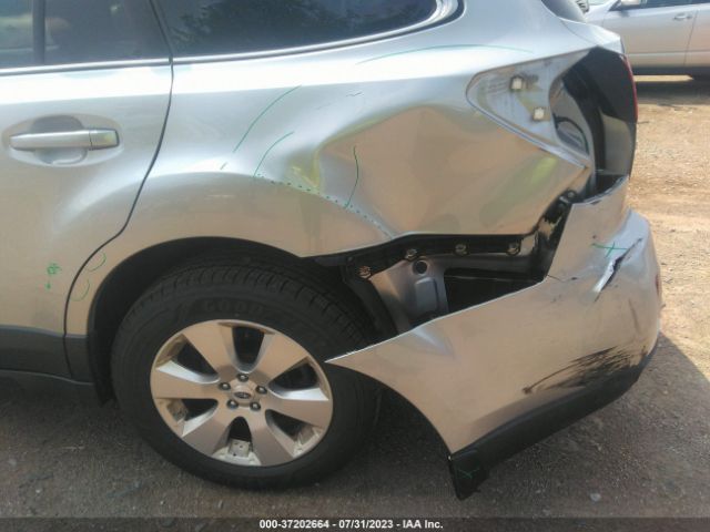 Photo 5 VIN: 4S4BRCKC8C3258160 - SUBARU OUTBACK 