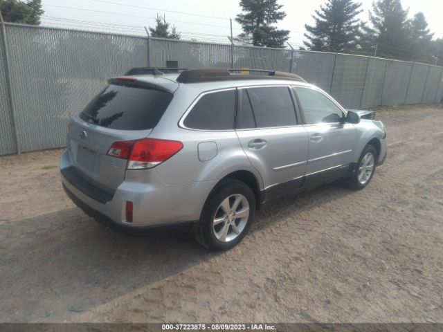 Photo 3 VIN: 4S4BRCLC4E3294963 - SUBARU OUTBACK 