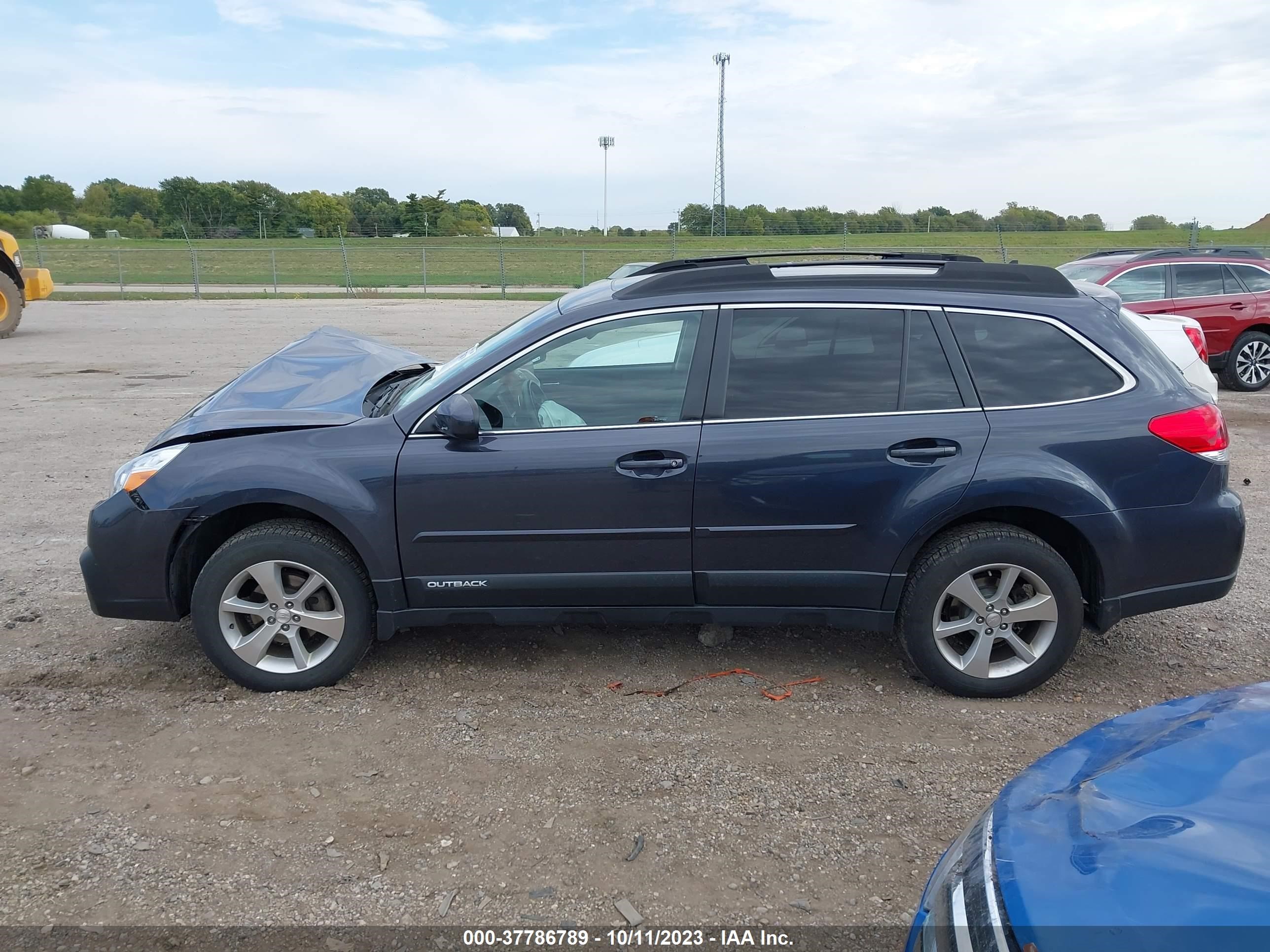 Photo 14 VIN: 4S4BRCLC7D3224467 - SUBARU OUTBACK 