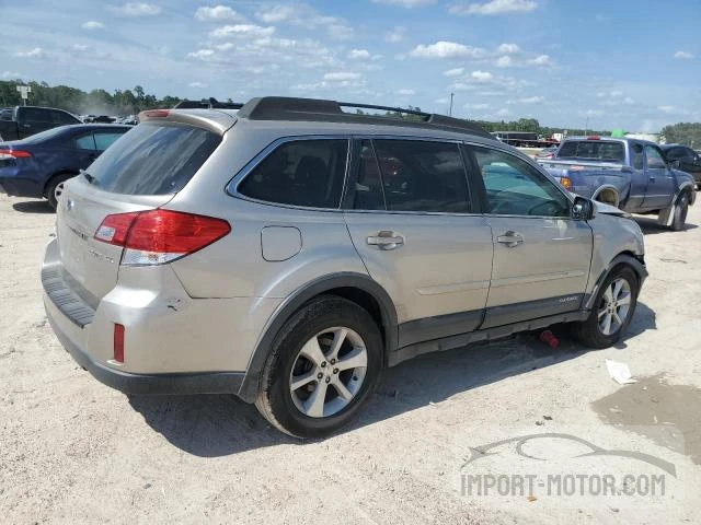 Photo 2 VIN: 4S4BRCLC8E3300070 - SUBARU OUTBACK 