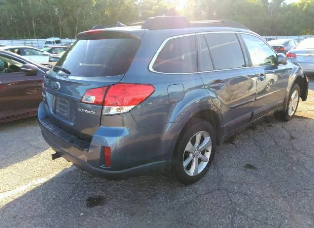 Photo 3 VIN: 4S4BRCMC8E3230522 - SUBARU OUTBACK 