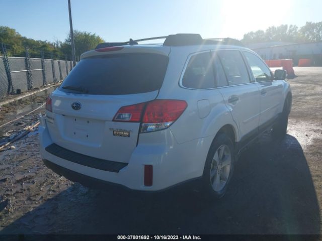 Photo 3 VIN: 4S4BRCPC8E3218253 - SUBARU OUTBACK 