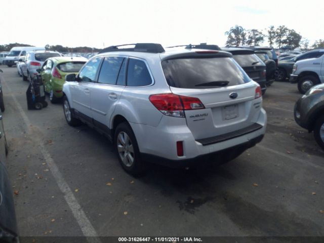 Photo 2 VIN: 4S4BRDJC0B2422075 - SUBARU OUTBACK 