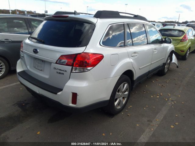 Photo 3 VIN: 4S4BRDJC0B2422075 - SUBARU OUTBACK 