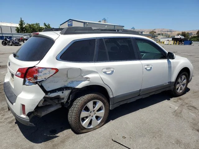 Photo 2 VIN: 4S4BRDJC6B2387588 - SUBARU OUTBACK 3. 