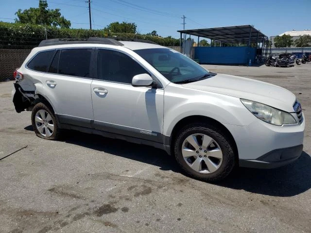 Photo 3 VIN: 4S4BRDJC6B2387588 - SUBARU OUTBACK 3. 