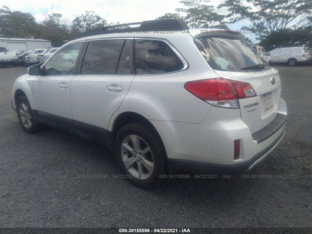 Photo 2 VIN: 4S4BRDJC7D2251070 - SUBARU OUTBACK 