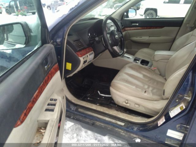 Photo 4 VIN: 4S4BRDKC0B2419482 - SUBARU OUTBACK 