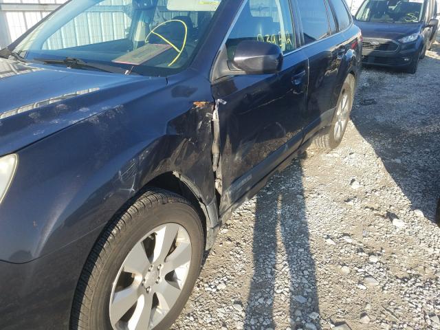 Photo 8 VIN: 4S4BRDKC2B2390180 - SUBARU OUTBACK 3. 