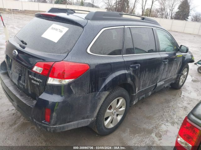 Photo 3 VIN: 4S4BRDKC2C2235209 - SUBARU OUTBACK 