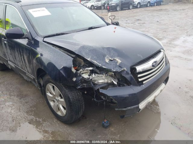 Photo 5 VIN: 4S4BRDKC2C2235209 - SUBARU OUTBACK 