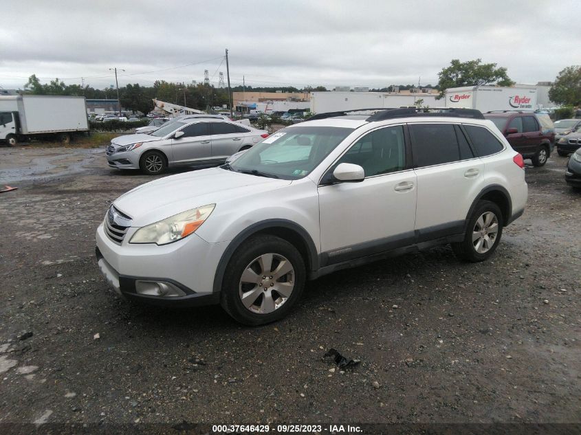 Photo 1 VIN: 4S4BRDKC4B2335729 - SUBARU OUTBACK 