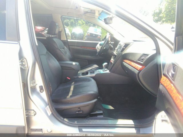 Photo 4 VIN: 4S4BRDKC7B2384066 - SUBARU OUTBACK 