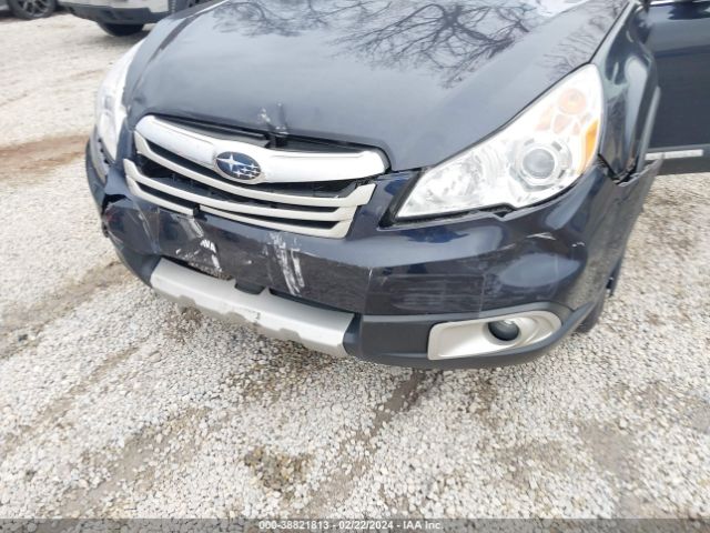 Photo 5 VIN: 4S4BRDKC8C2262883 - SUBARU OUTBACK 