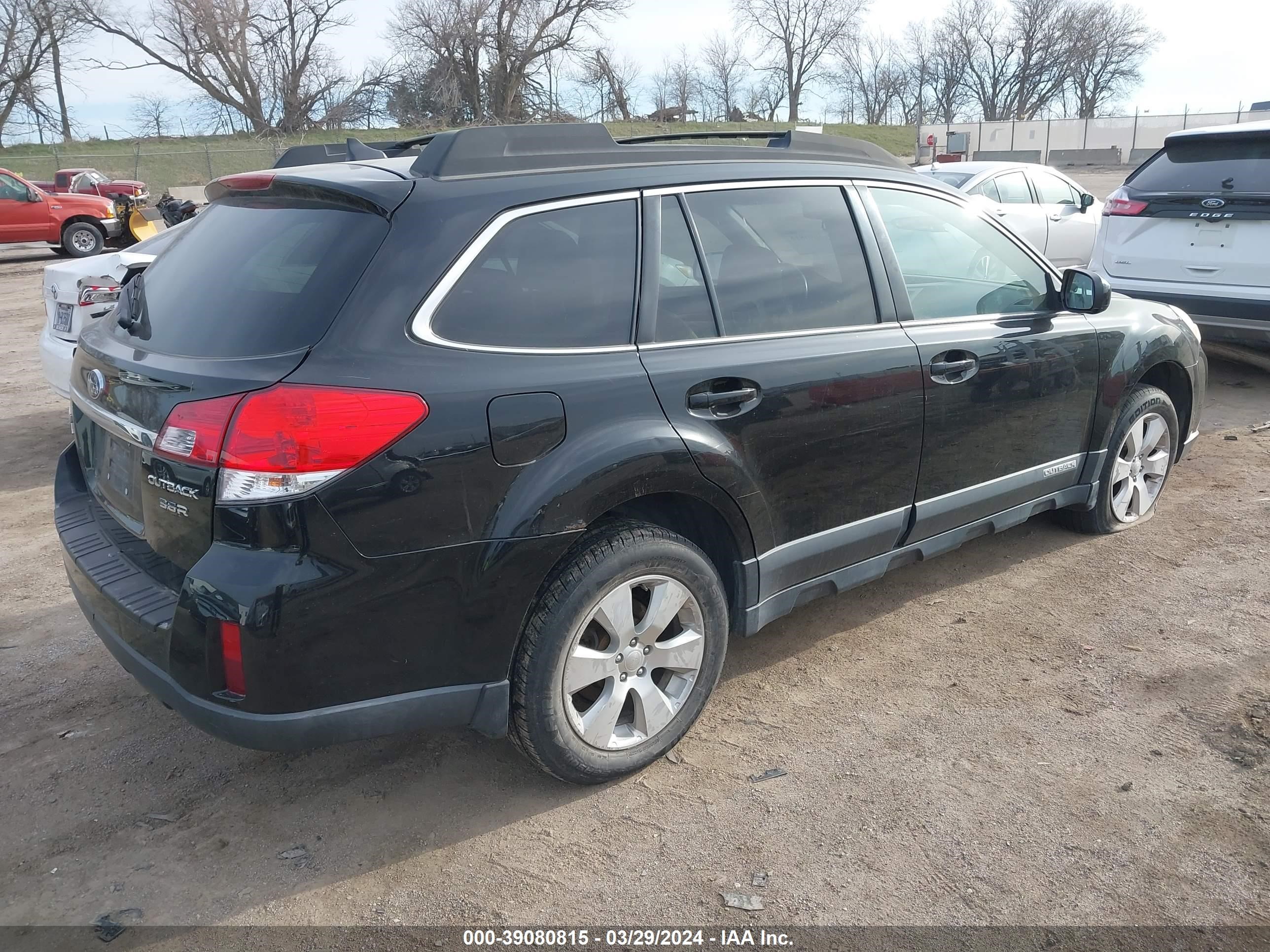 Photo 3 VIN: 4S4BRDKCXB2313332 - SUBARU OUTBACK 