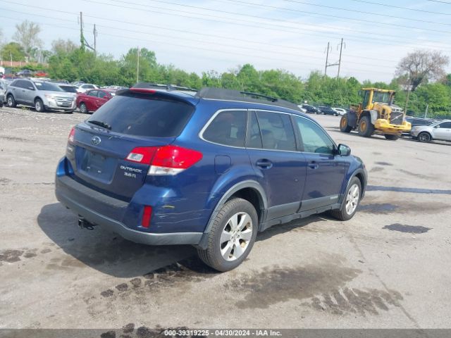 Photo 3 VIN: 4S4BRDLC3B2397542 - SUBARU OUTBACK 