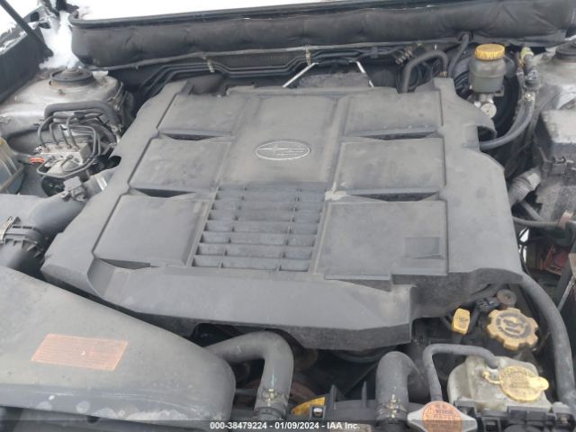 Photo 9 VIN: 4S4BRDLC6B2355947 - SUBARU OUTBACK 