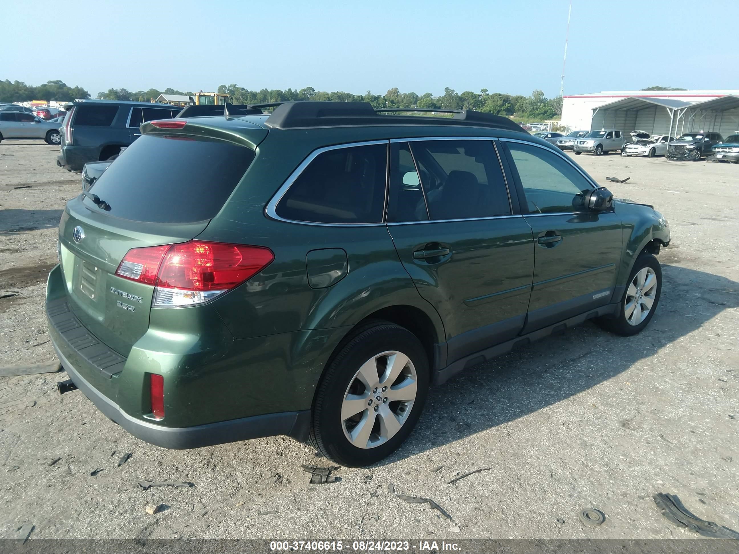 Photo 3 VIN: 4S4BREJCXC2274962 - SUBARU OUTBACK 