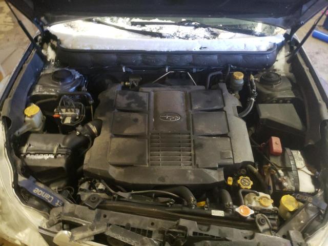 Photo 6 VIN: 4S4BREKC7B2414852 - SUBARU OUTBACK 3. 