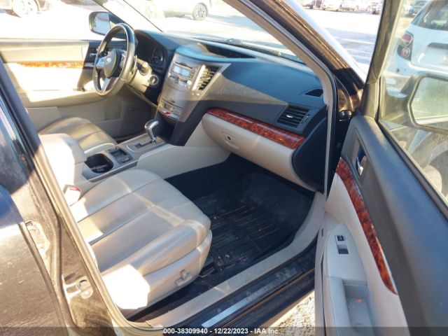 Photo 4 VIN: 4S4BREKC8A2362565 - SUBARU OUTBACK 