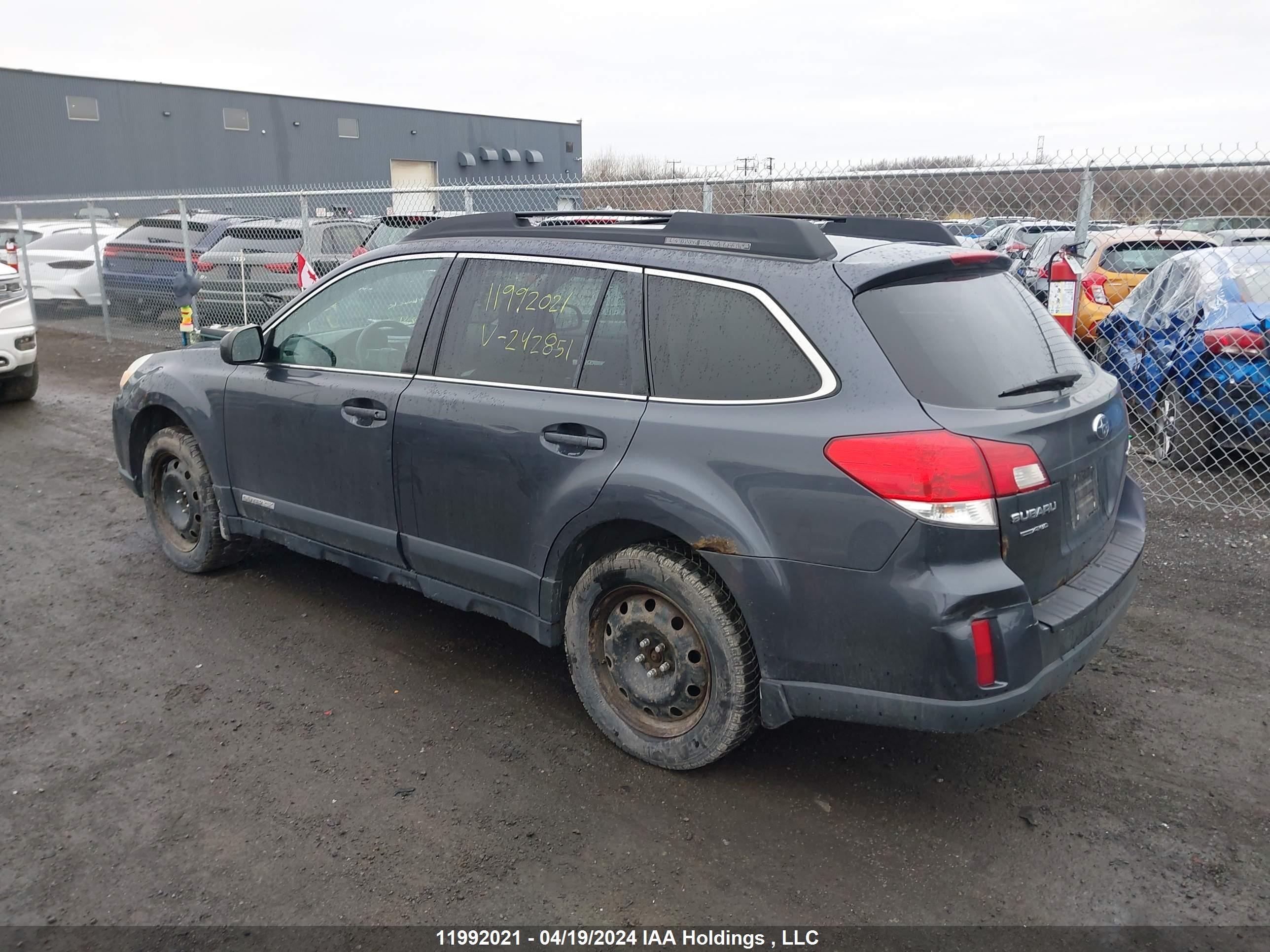 Photo 2 VIN: 4S4BRGBC0C3242851 - SUBARU LEGACY 