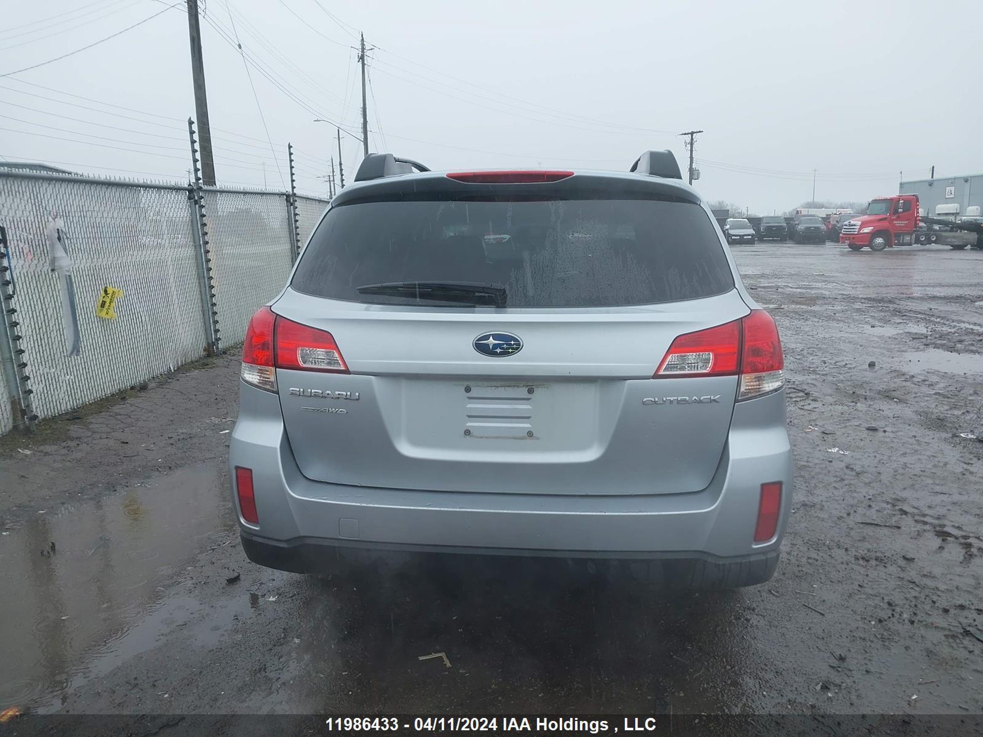 Photo 15 VIN: 4S4BRGGC7C3201349 - SUBARU OUTBACK 