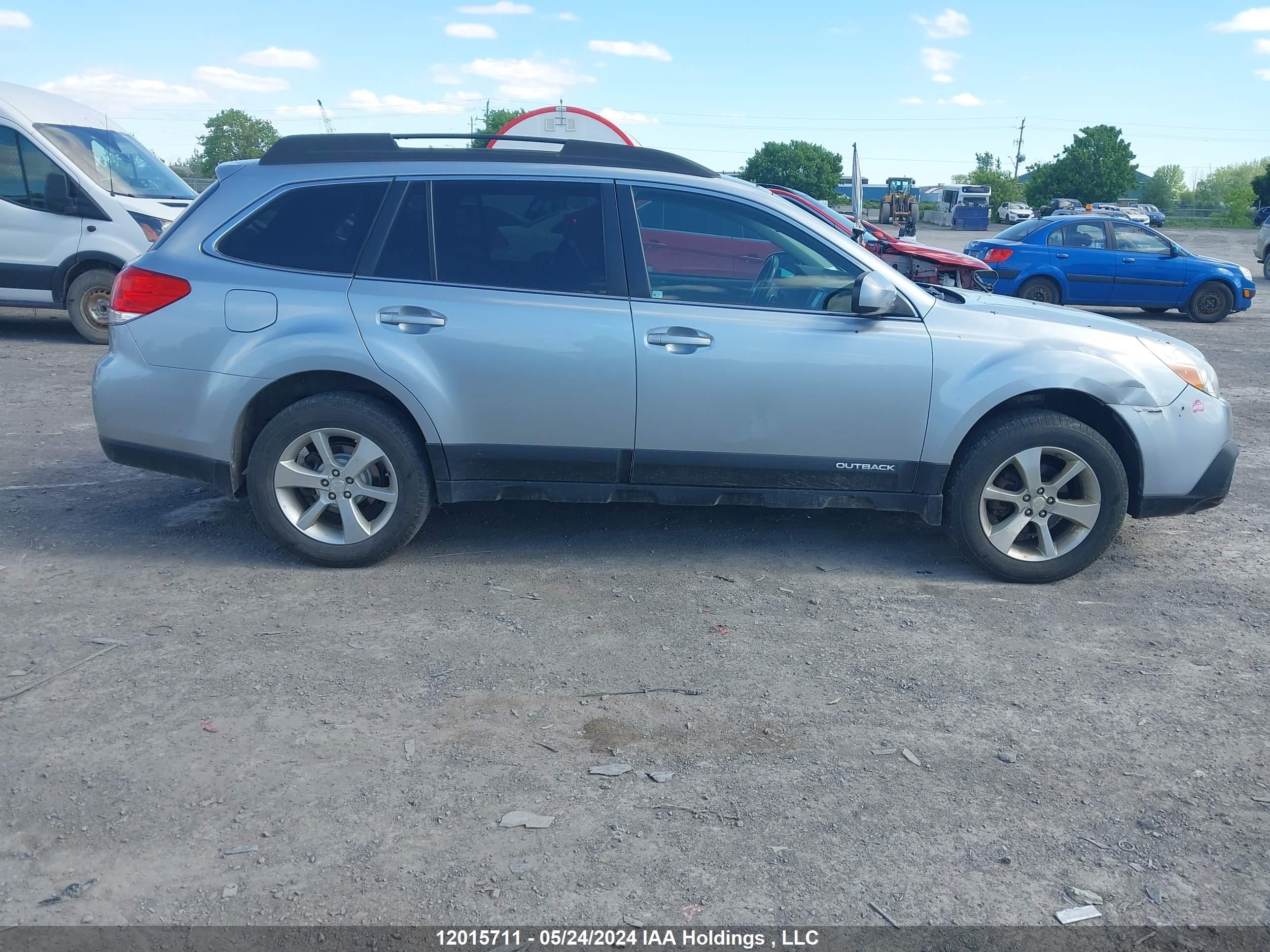 Photo 12 VIN: 4S4BRGLC1D3291024 - SUBARU OUTBACK 