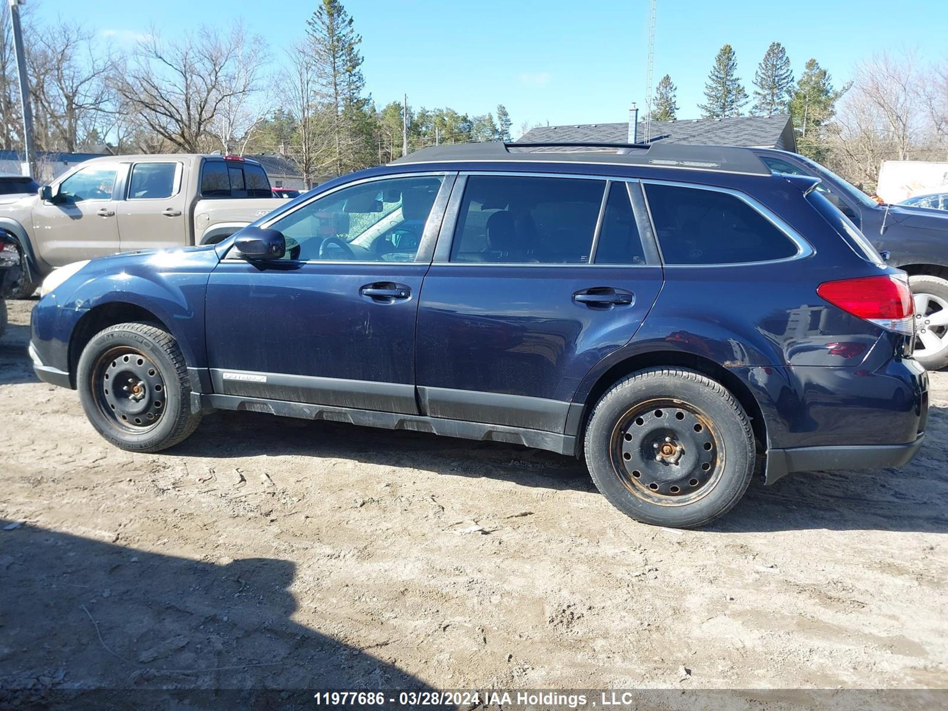 Photo 13 VIN: 4S4BRGMC5C3262512 - SUBARU OUTBACK 