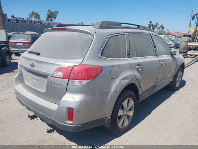 Photo 3 VIN: 4S4BRJGC4B2412008 - SUBARU OUTBACK 