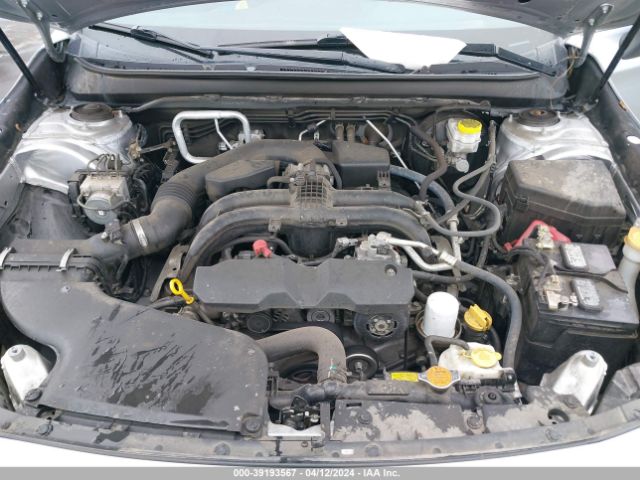 Photo 9 VIN: 4S4BSAAC1J3394864 - SUBARU OUTBACK 