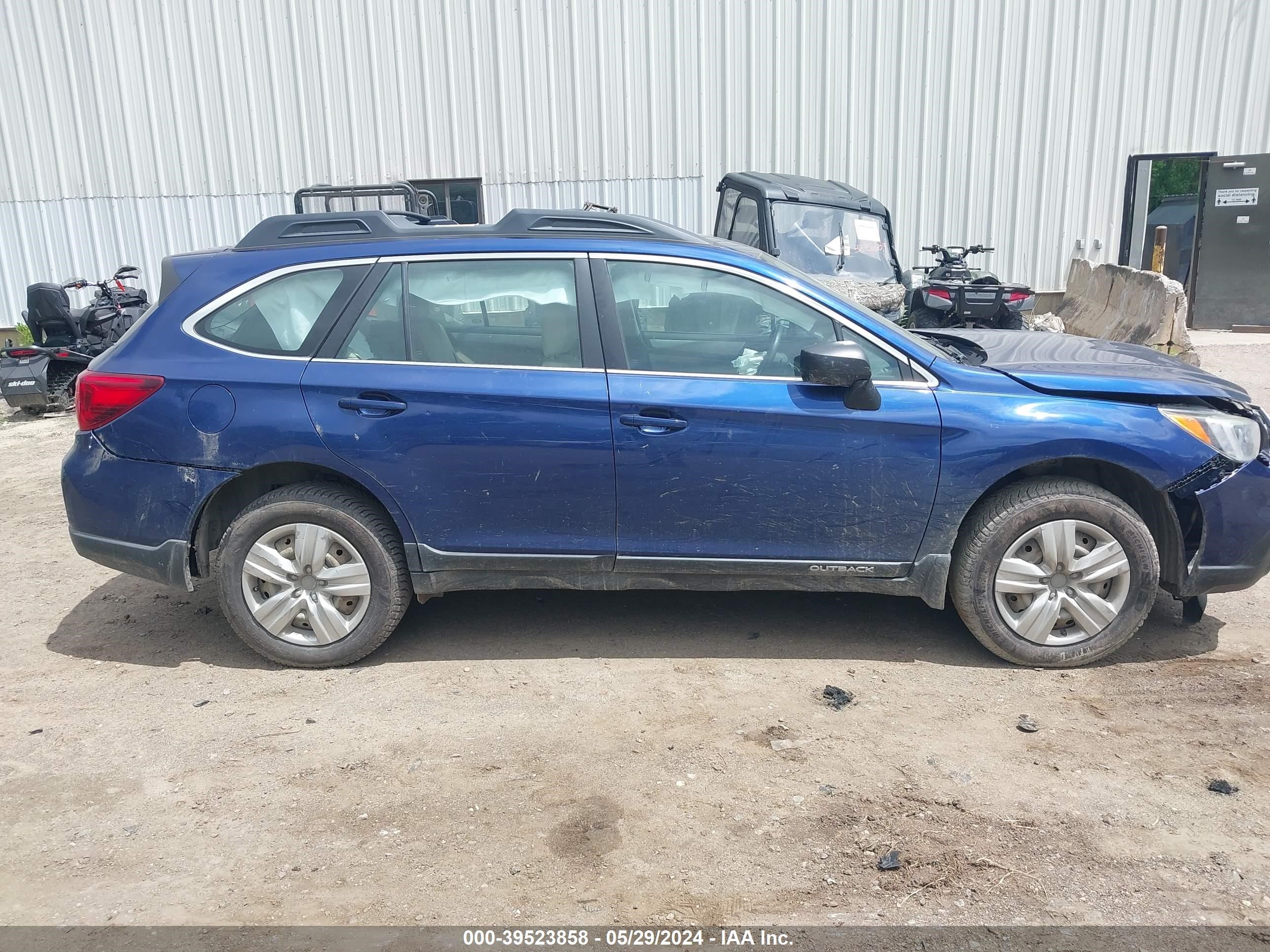 Photo 13 VIN: 4S4BSAAC2G3335508 - SUBARU OUTBACK 