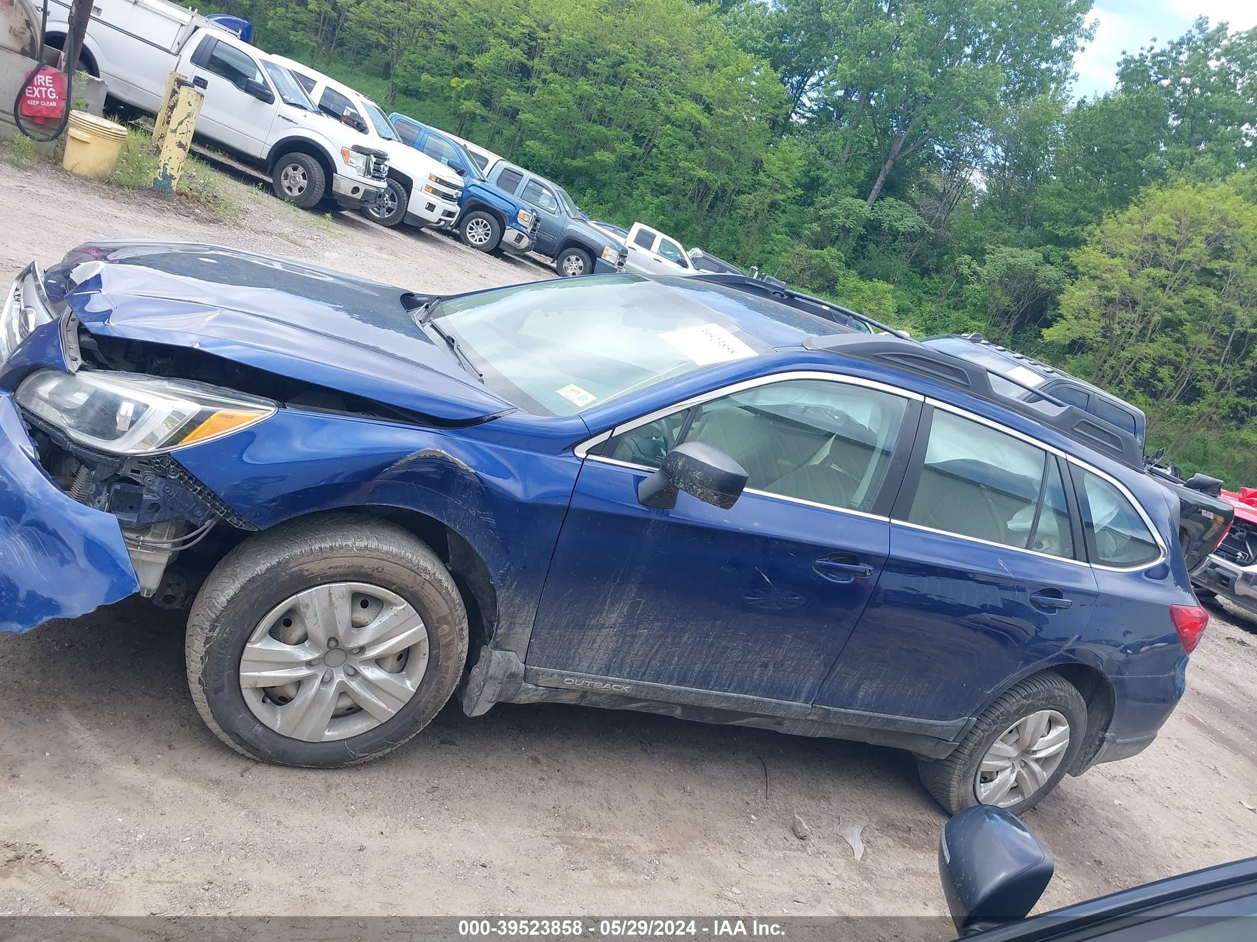 Photo 14 VIN: 4S4BSAAC2G3335508 - SUBARU OUTBACK 